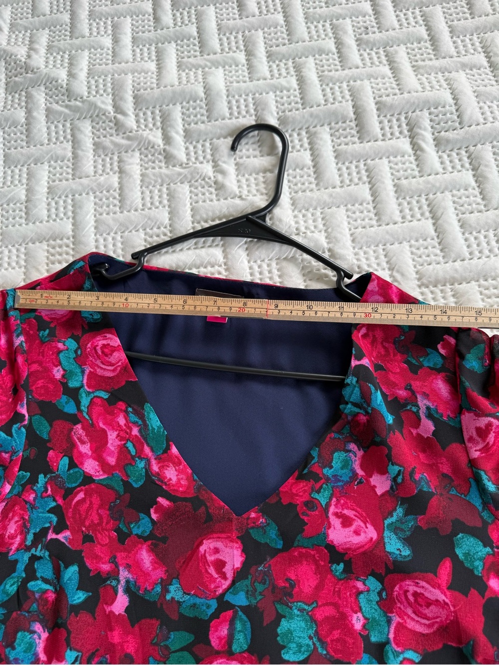 Vince Camuto Navy Blouse with Pink & Teal Accents - Picture 5 of 11